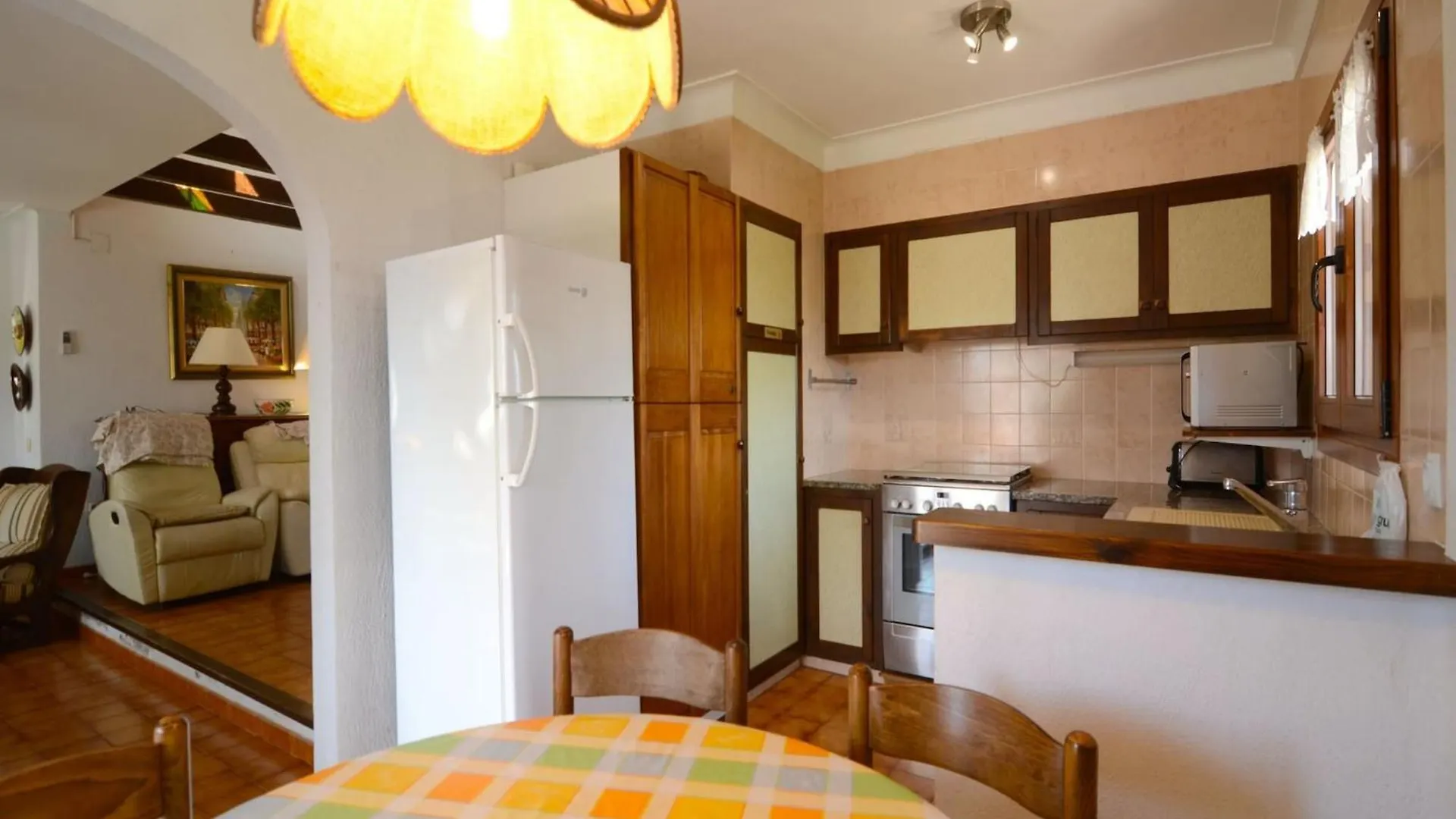 The House In Estartit Has 3 Bedrooms أولاستارتيت بيت للعطل